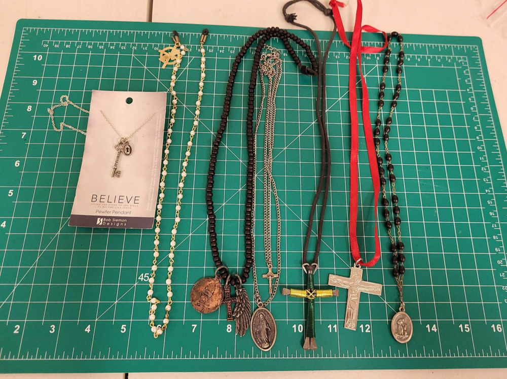 Lot 7 Religious Pendants Necklaces Rosary Crosses Charms Medals Jewelry